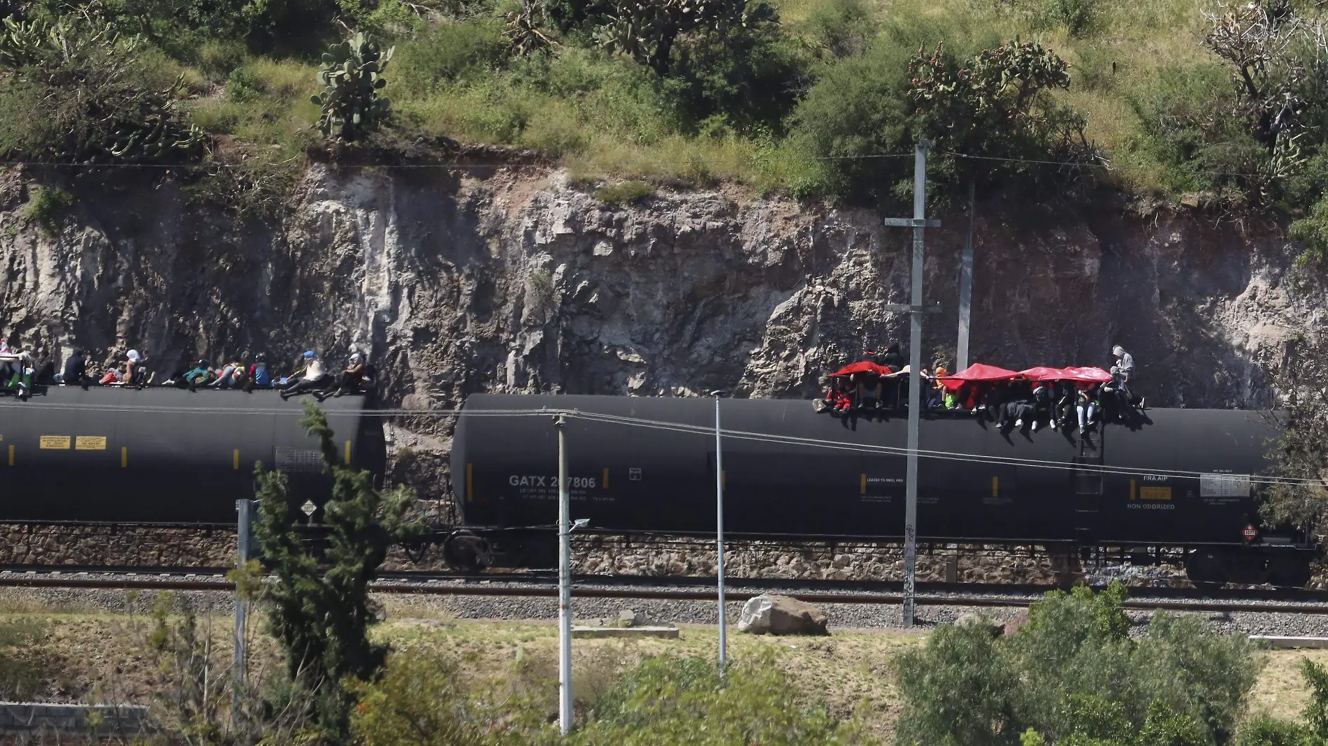 1A MC_MIGRANTES EN EL TREN 12